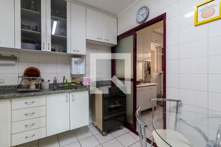 Apartamento à venda com 92m², 3 quartos e 2 vagasCozinha