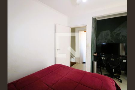 Casa à venda com 318m², 4 quartos e 4 vagasQuarto 2