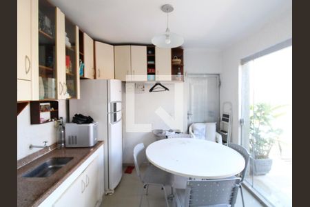 Casa à venda com 318m², 4 quartos e 4 vagasÁrea de Serviço