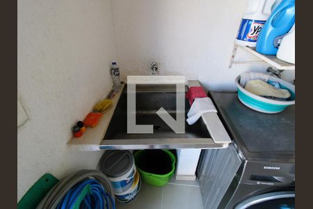 Casa à venda com 318m², 4 quartos e 4 vagasÁrea de Serviço