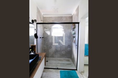 Casa à venda com 318m², 4 quartos e 4 vagasBanheiro da Suíte