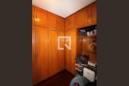 Casa à venda com 318m², 4 quartos e 4 vagasQuarto 3