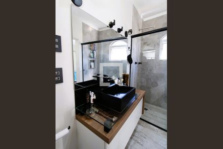 Casa à venda com 318m², 4 quartos e 4 vagasBanheiro da Suíte