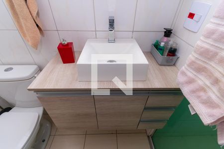 Apartamento à venda com 64m², 3 quartos e 1 vaga Apartamento à venda com 64m², 3 quartos e 1 vagaBanheiro