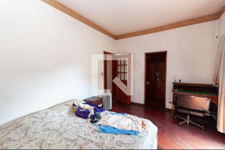 Casa à venda com 300m², 4 quartos e 3 vagasQuarto 4 Suíte