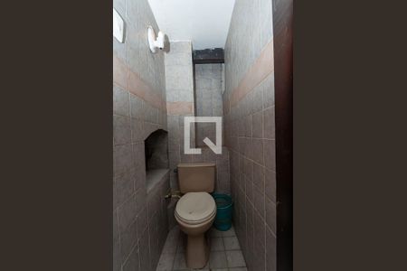 Casa à venda com 300m², 4 quartos e 3 vagasBanheiro da Garagem