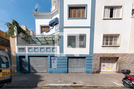 Casa à venda com 300m², 4 quartos e 3 vagasFachada