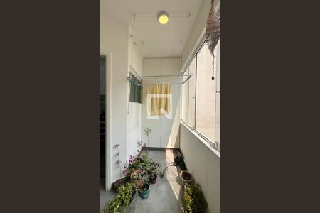 Apartamento à venda com 67m², 2 quartos e sem vagaÁrea de Serviço