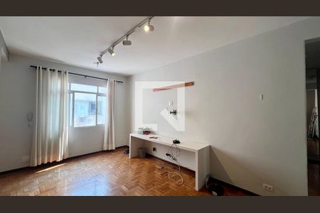 Salan de apartamento à venda com 2 quartos, 67m² em Pinheiros, São Paulo