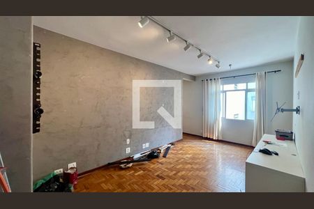 Sala de apartamento à venda com 2 quartos, 67m² em Pinheiros, São Paulo