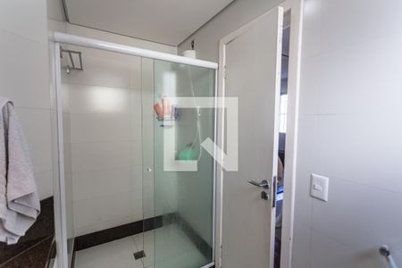 Apartamento à venda com 131m², 4 quartos e 2 vagasBanheiro da Suíte