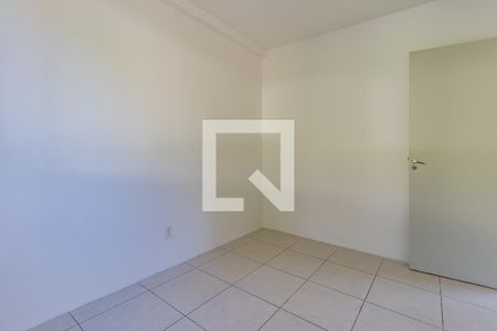 Dormitório 1 de apartamento à venda com 2 quartos, 47m² em Mário Quintana, Porto Alegre