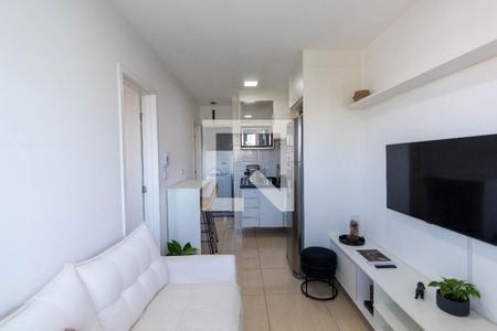 Sala/Cozinha de apartamento à venda com 2 quartos, 36m² em Jardim Triana, São Paulo