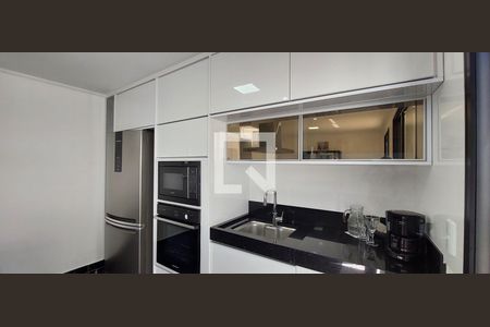 Casa à venda com 247m², 3 quartos e 7 vagasCozinha