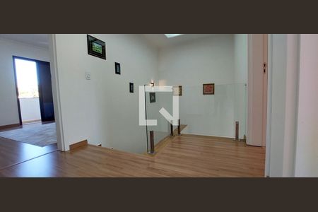 Casa à venda com 247m², 3 quartos e 7 vagasHall dos Quartos