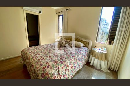 Apartamento à venda com 200m², 3 quartos e 3 vagasQuarto Suíte