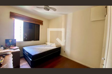 Apartamento à venda com 200m², 3 quartos e 3 vagasQuarto 2