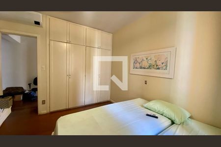 Apartamento à venda com 200m², 3 quartos e 3 vagasQuarto 3
