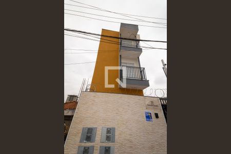 Casa de condomínio para alugar com 39m², 2 quartos e sem vaga Casa de condomínio para alugar com 39m², 2 quartos e sem vagaFachada