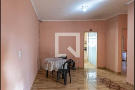 Sala de casa para alugar com 3 quartos, 230m² em Jardim Pauliceia, Campinas