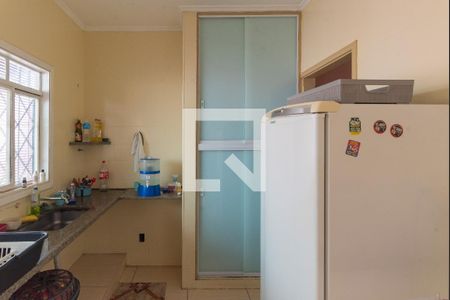 Casa à venda com 230m², 5 quartos e 4 vagasCozinha