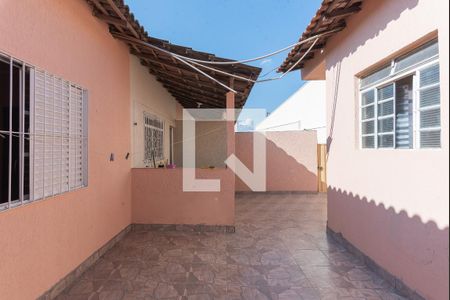 Casa à venda com 230m², 5 quartos e 4 vagasQuintal