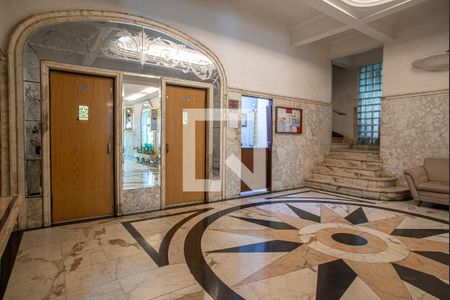 Apartamento à venda com 116m², 2 quartos e sem vagaÁrea comum - Elevadores/Portaria