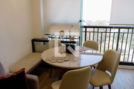 sala de apartamento para alugar com 2 quartos, 62m² em Continental, Osasco