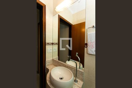 Apartamento à venda com 200m², 3 quartos e 2 vagasBanheiro 1