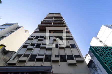 Apartamento à venda com 80m², 1 quarto e 1 vagaFachada