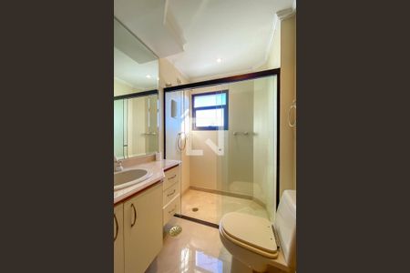 Apartamento à venda com 412m², 4 quartos e 5 vagas Apartamento à venda com 412m², 4 quartos e 5 vagasBanheiro da Suíte 3