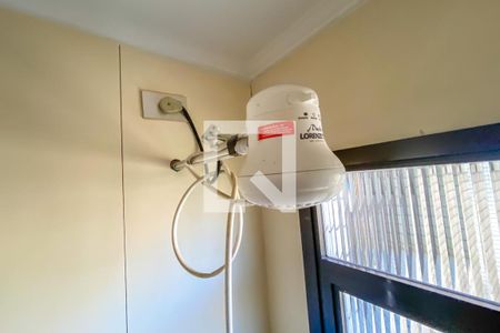 Apartamento à venda com 412m², 4 quartos e 5 vagas Apartamento à venda com 412m², 4 quartos e 5 vagasBanheiro de Serviço