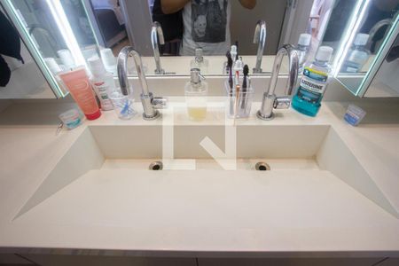 Apartamento à venda com 102m², 2 quartos e 2 vagasPia