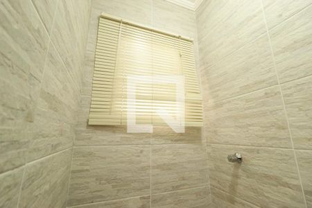 Casa para alugar com 300m², 4 quartos e 4 vagasLavabo