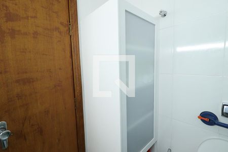 Casa para alugar com 300m², 4 quartos e 4 vagasBanheiro Social