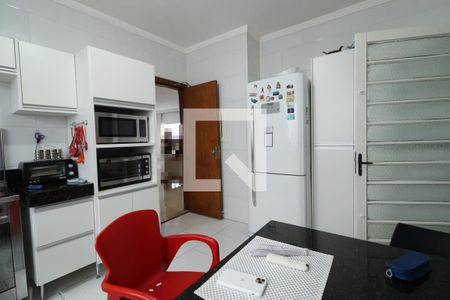 Casa para alugar com 300m², 4 quartos e 4 vagasCozinha