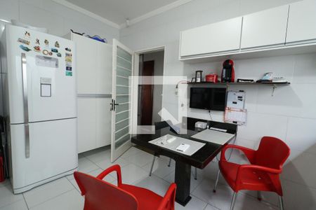 Casa para alugar com 300m², 4 quartos e 4 vagasCozinha