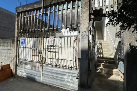 Casa para alugar com 86m², 2 quartos e sem vagaFachada