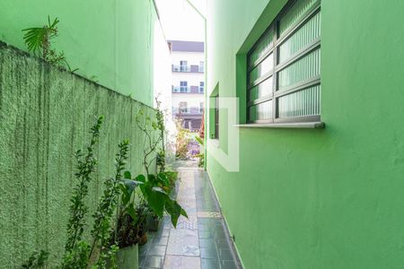 Casa à venda com 215m², 3 quartos e 1 vagaCorredor externo