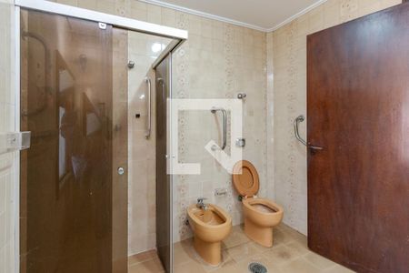 Casa à venda com 1110m², 4 quartos e 6 vagasBanheiro da Suíte 4