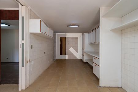 Casa à venda com 1110m², 4 quartos e 6 vagasÁrea de Serviço