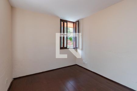 Casa à venda com 1110m², 4 quartos e 6 vagasQuarto de Serviço 2