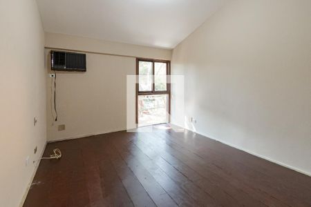 Casa à venda com 1110m², 4 quartos e 6 vagasSuíte 3