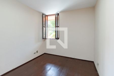 Casa à venda com 1110m², 4 quartos e 6 vagasQuarto de Serviço 1