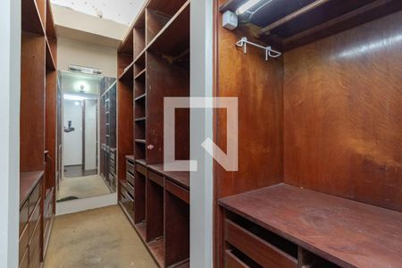 Casa à venda com 1110m², 4 quartos e 6 vagasSuíte 1