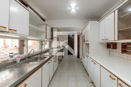 Casa à venda com 1110m², 4 quartos e 6 vagasCozinha