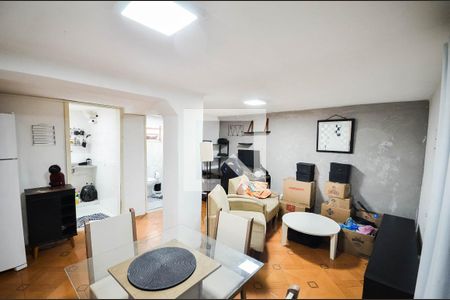 Sala de apartamento para alugar com 1 quarto, 40m² em Grajaú, Rio de Janeiro