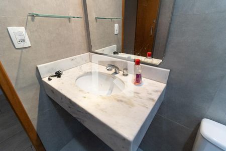 Casa para alugar com 100m², 2 quartos e 1 vaga Casa para alugar com 100m², 2 quartos e 1 vagaBanheiro