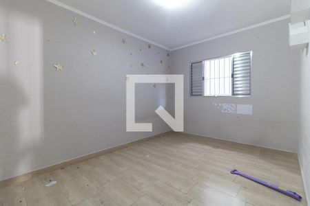 Quarto 2 de casa para alugar com 2 quartos, 100m² em Jardim Patente, São Paulo