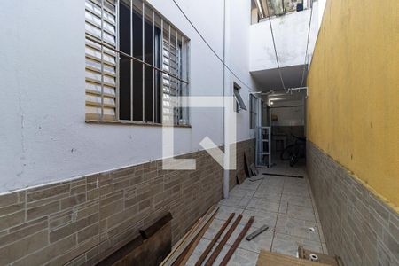 Casa para alugar com 100m², 2 quartos e 1 vaga Casa para alugar com 100m², 2 quartos e 1 vagaQuintal